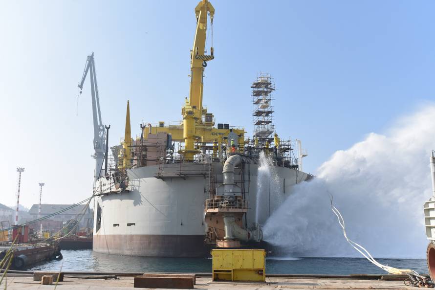 Posao stoljeća: Država klijentu dala brod te 200 milijuna kuna