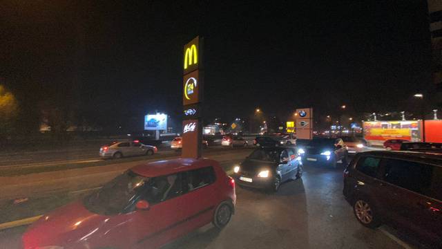 Velike gužve u McDonald'su u BiH: Nakon 11 godina prestaje s radom, iz tvrtke i dalje muk...