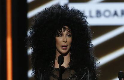 Legendarna Cher progovorila o najtežem razdoblju u životu: 'Jecala sam i ljuljala se po podu'