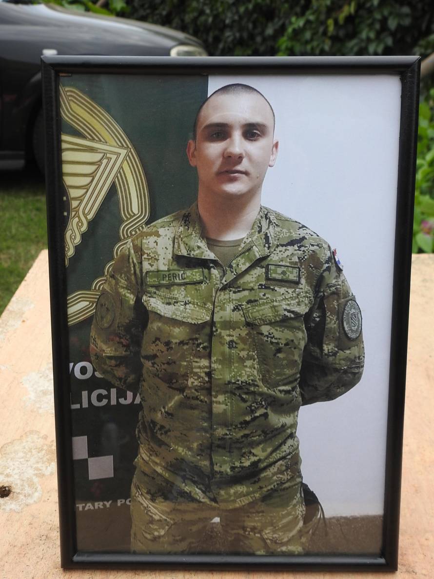 Očajna majka vojnika: Bilo bi bolje da nije otišao od kuće...