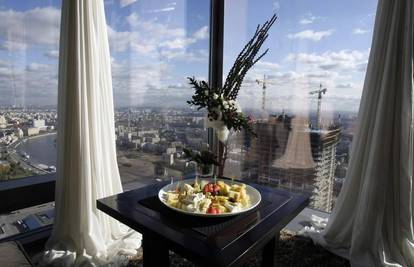 Luksuz na 59. katu u najvišoj zgradi u Europi 
