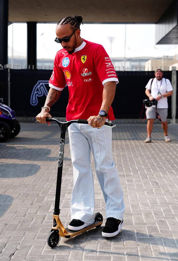 Abu Dhabi Grand Prix 2025 - Practice and Qualifying - Yas Marina Circuit