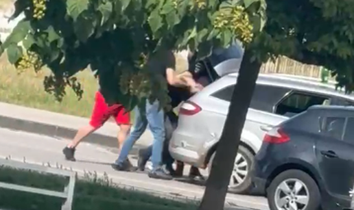 UZNEMIRUJU&Cacute;I VIDEO Ovako su oteli &ccaron;ovjeka kod Arene Zagreb!
