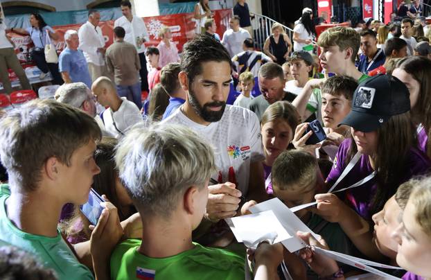 Split: Revijalna All-Star nogometna utakmica povodom 30. godišnjice Plazma Sportskih igara mladih