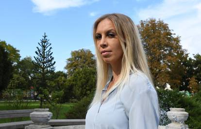 Bivša pornoglumica Alexa Wild bila kod Pernara, a sad je prešla Škori i Domovinskom pokretu