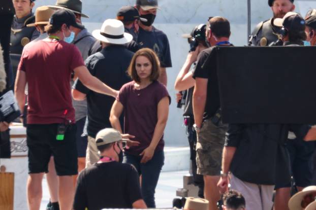 *PREMIUM-EXCLUSIVE* Thor: Love and Thunder Natalie Portman and Tessa Thompson are seen on set for the first time during filming in Sydney