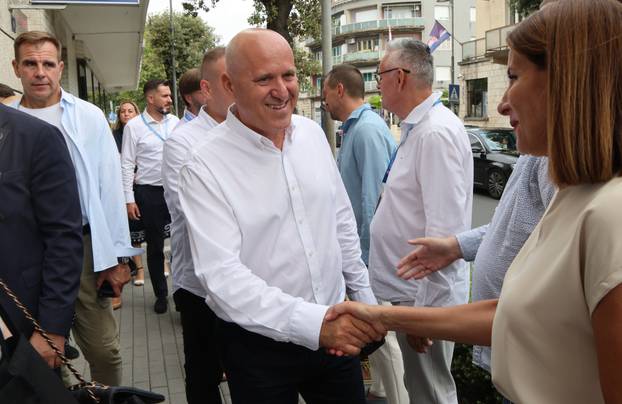 Metković: Plenković se sastao s predsjedništvom Udruge lađara Neretve