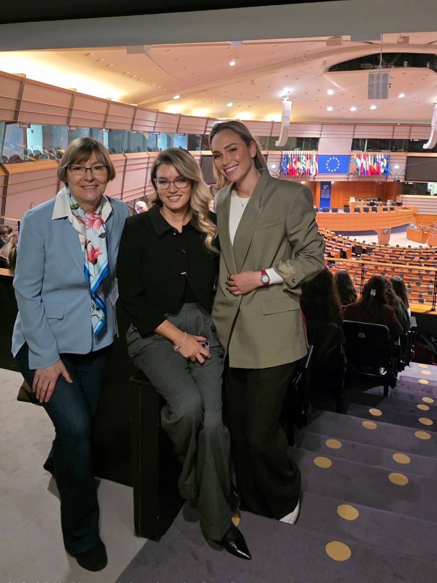 Vekić oduševila Bruxelles: Došla na poziv europarlamentarke i predstavila inspirativni projekt