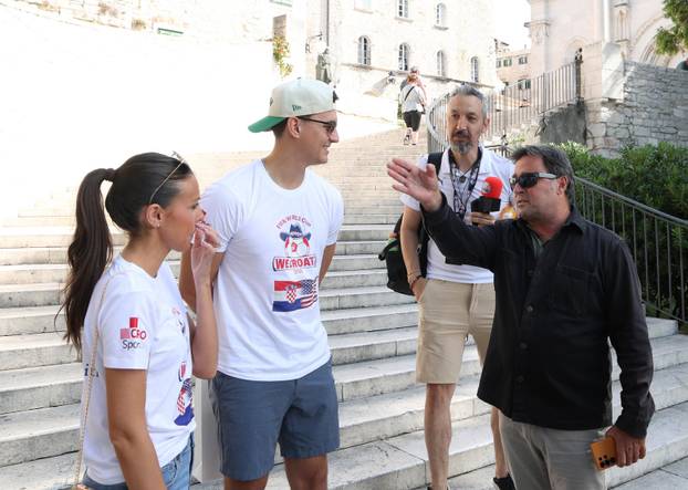 Američki bračni par Smith koji su proslavili hrvatski navijači posjetio Šibenik
