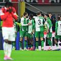 Šok na San Siru: Milan samo do remija, Feyenoord prošao dalje!