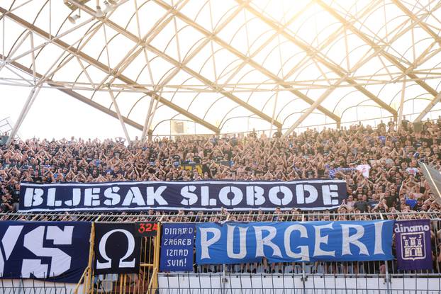 Split: Navijači na nogometnoj utakmici Hajduk i Dinamo na Poljudu