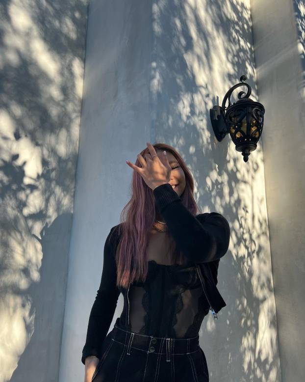 FOTO Bila je blizu trećem zlatu, njena priča je inspiracija za sve sportaše, a u haljinama - blista