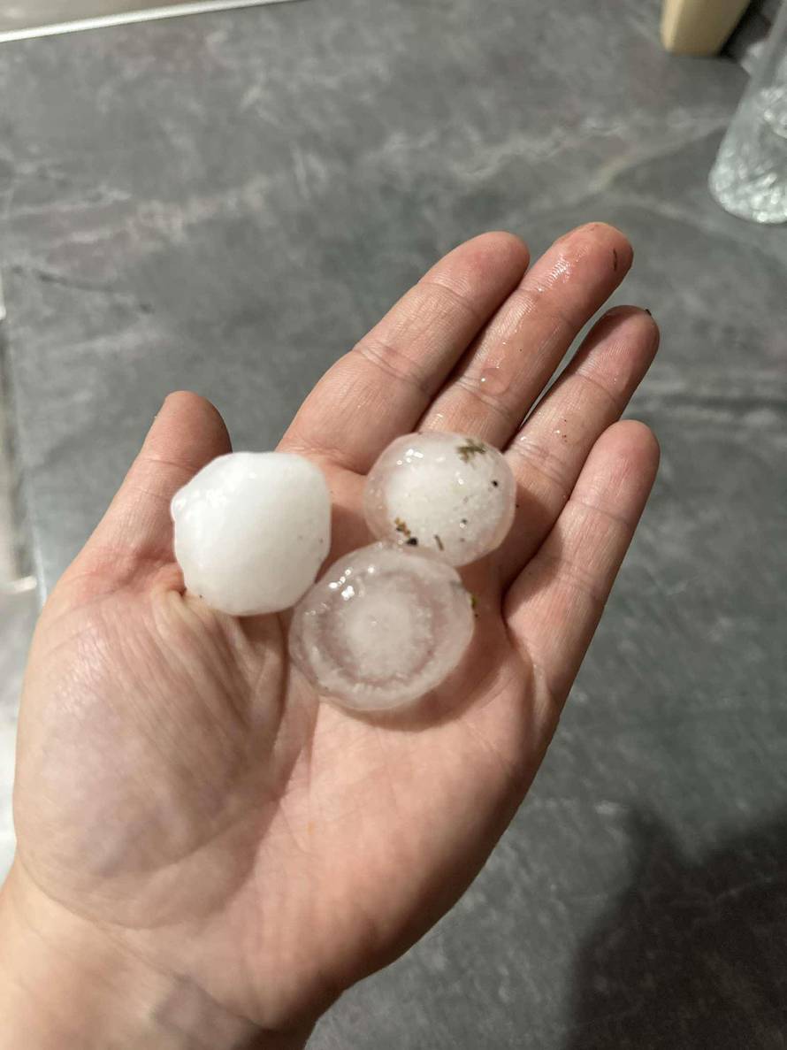 Nagli preokret nakon vrućina: U Sloveniji nevrijeme,  upaljeni meteoalarmi i za Hrvatsku