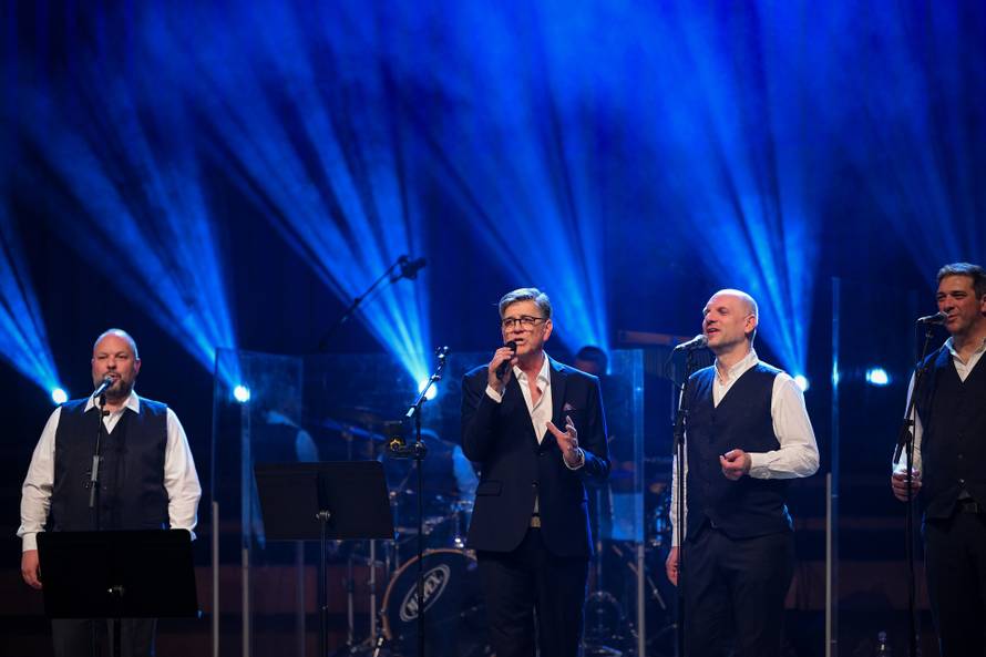 Zagreb: Klapa Rišpet održala je koncert u Lisinskom 