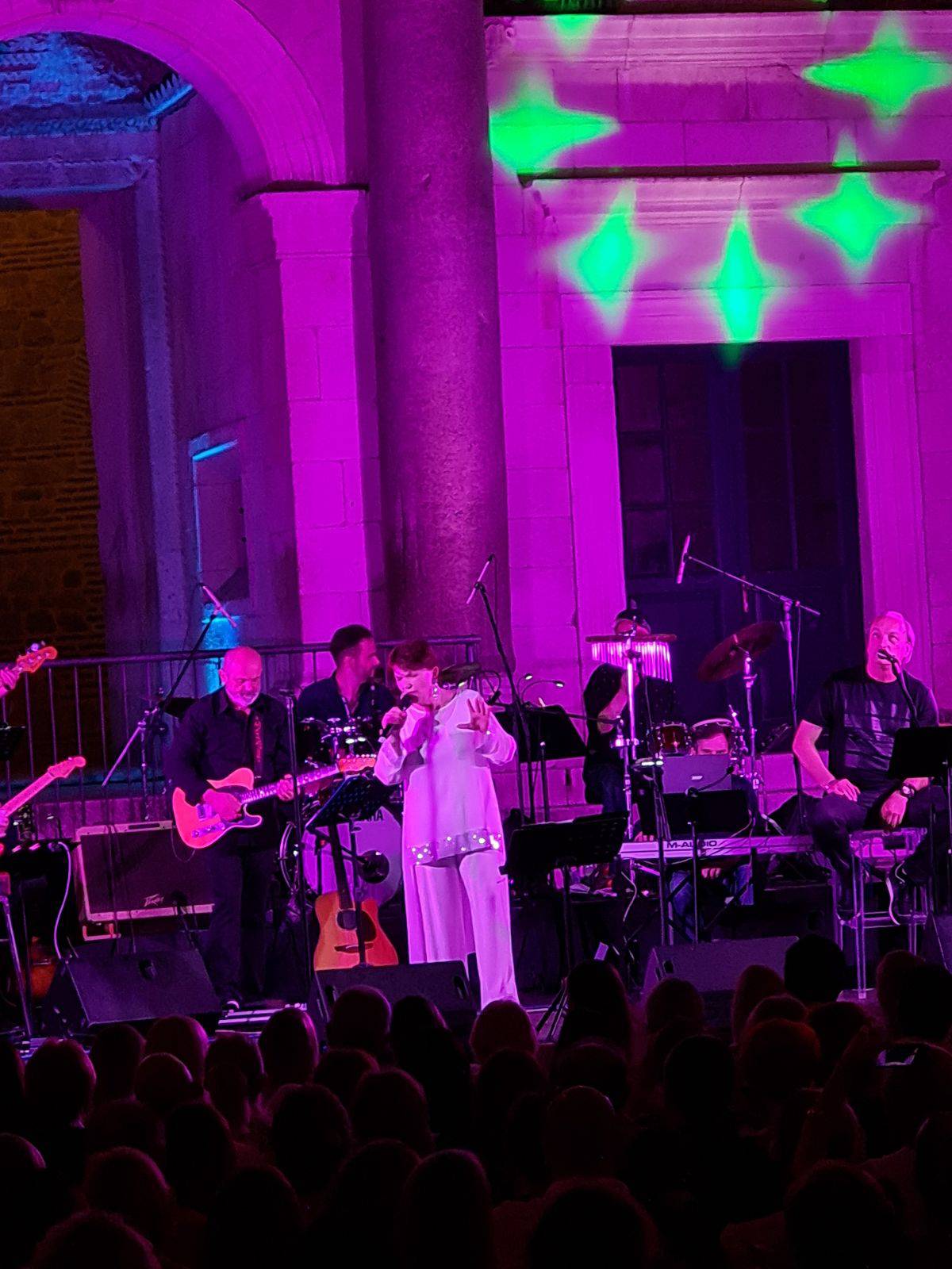 Zorica Kondža na Peristilu slavi 35 godina solo karijere: 'Split je uvik raspivan od prve pisme...'
