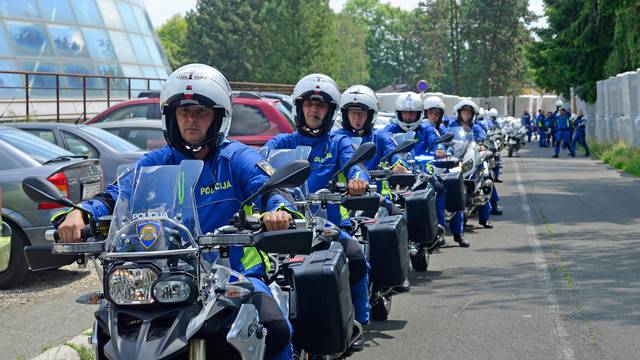 Dobili 78 vozila: Pogledajte vozni park prometne policije