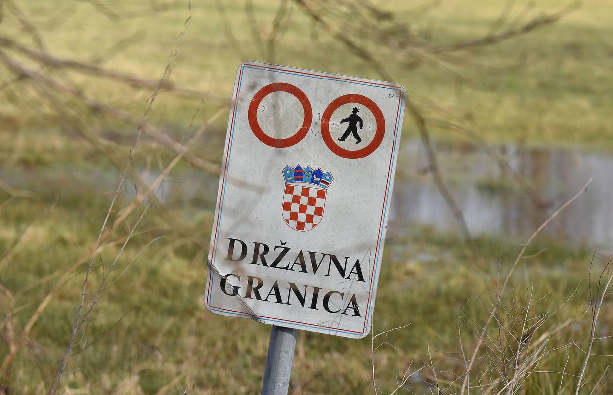 Kod Metkovića zaustavili su deset ilegalnih migranata
