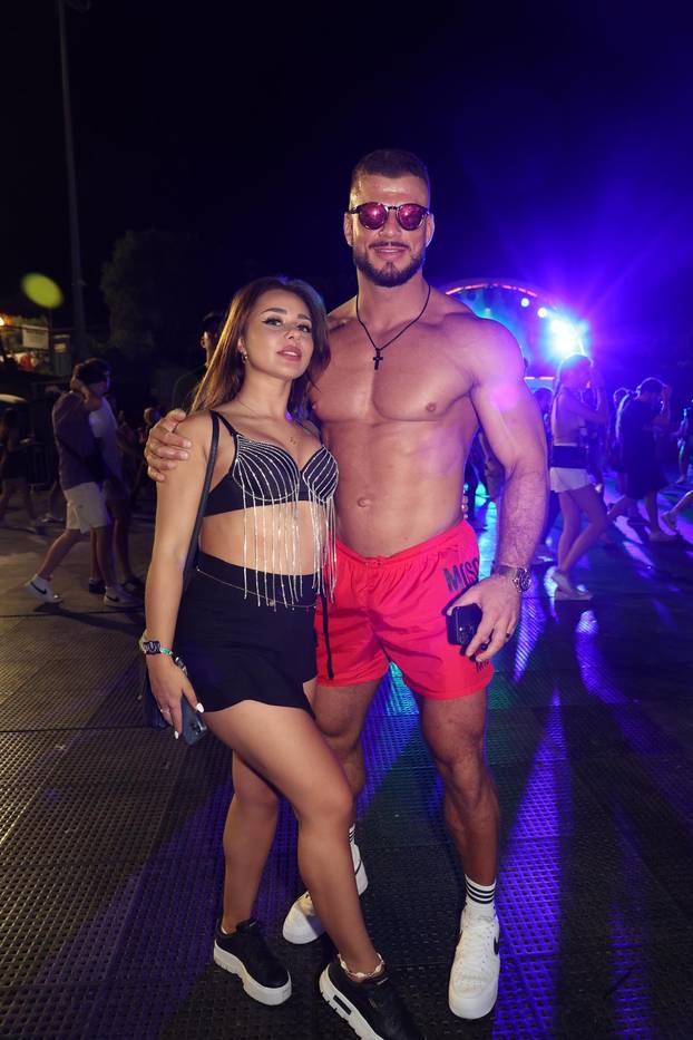 Split: Najzanimljivije modne kombinacije druge večeri Ultra Europe Festivala