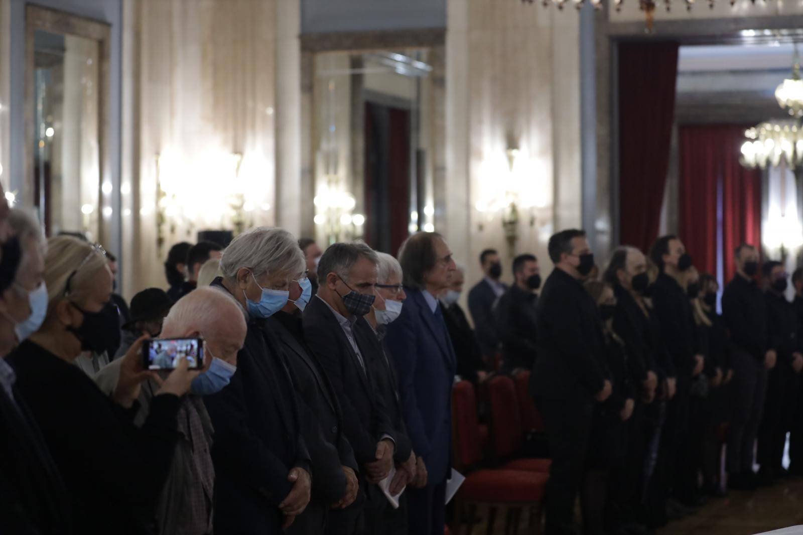 Commemoration on the occasion of the death of Milan Minja Subota was held in the Ceremonial Hall of the Belgrade City Assembly.

omemoracija povodom smrti Milana Minje Subote odrzana u Svecanoj sali Skupstine grada Beograd.