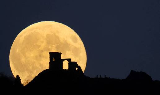 Večeras je prvi supermjesec u godini: Evo što trebate znati