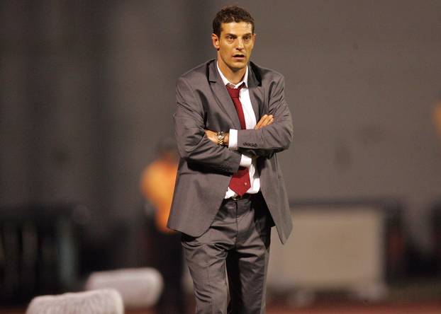 ARHIVA - 2006. Zagreb: Vatreni i "maksimirska krtica" srušili su Englesku 