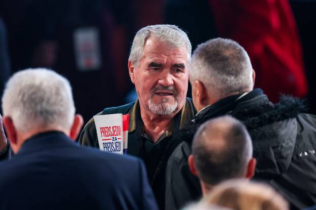 Zagreb: Izborni stožer Zorana Milanovića u Tvornici kulture