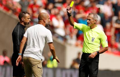 Guardiola za povijest: Prvi je trener koji je dobio žuti karton