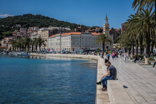 Proljetni ugođaj na Splitskoj Rivi