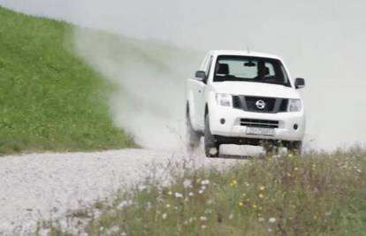 Pogledajte video test Nissan Navare 2.5 dCi King Cab 4x4