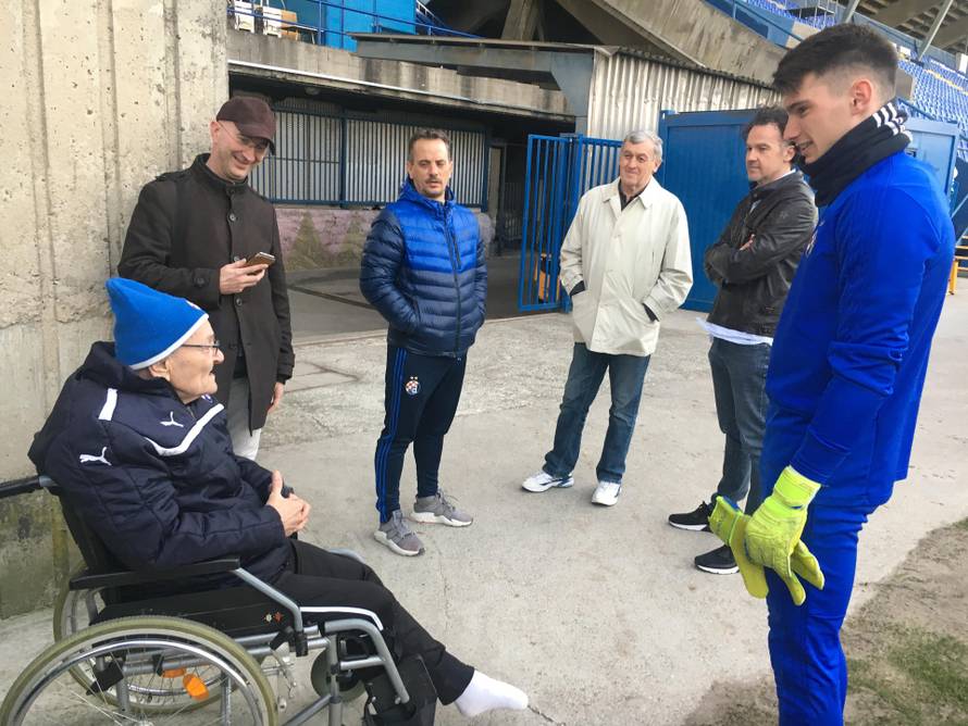 Da se naježiš! Pogledajte govor legendarnog Rore dinamovcima