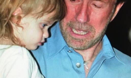 K&cacute;i Chucka Norrisa je objavila stare fotografije s ocem: Hvala ti &scaron;to si me nau&ccaron;io voljeti sebe