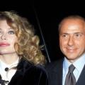 Zbog orgija je tražila milijune od Berlusconija: Bivša žena ga je ostavila zbog seks skandala