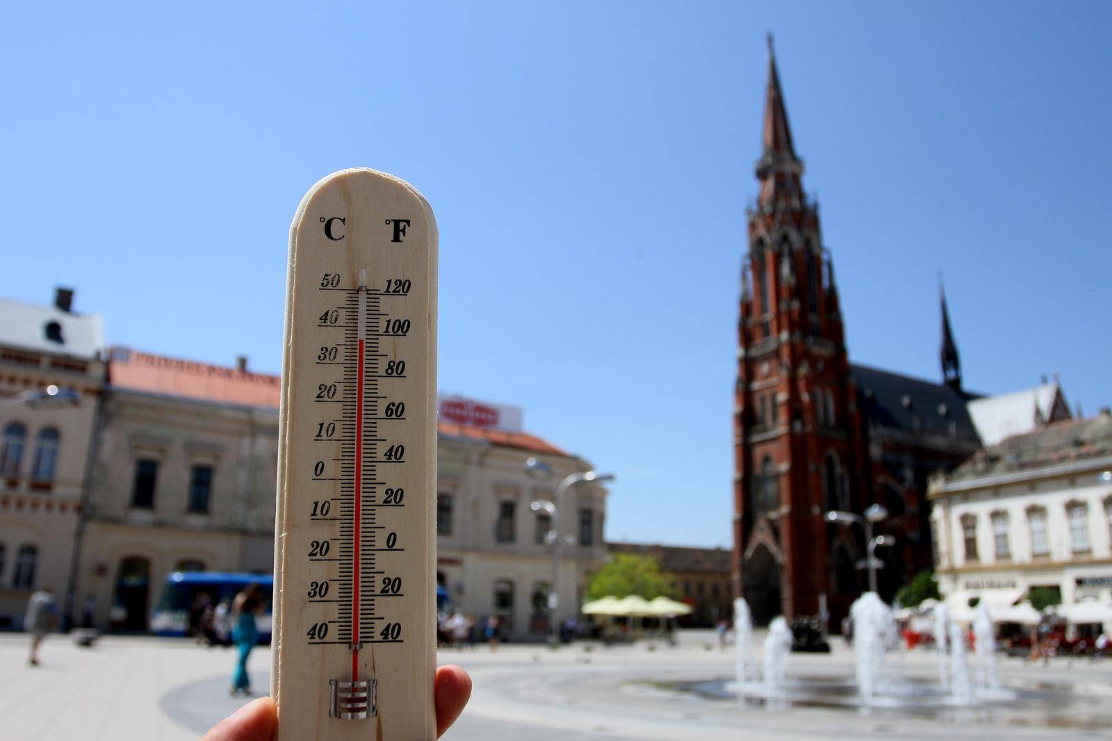 'Pakleni dan': Temperature idu do 38°C, svježije tek u srijedu