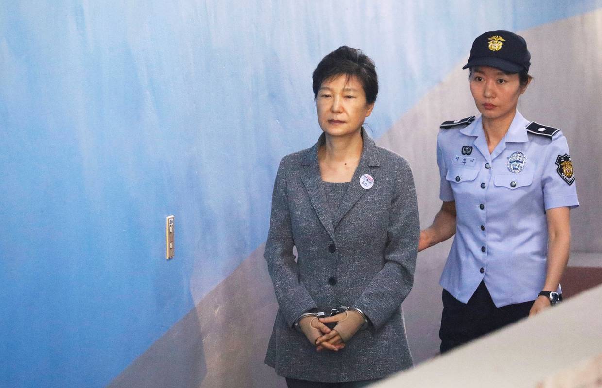 Južnokorejski predsjednik je pomilovao bivšu predsjednicu koju su osudili za korupciju