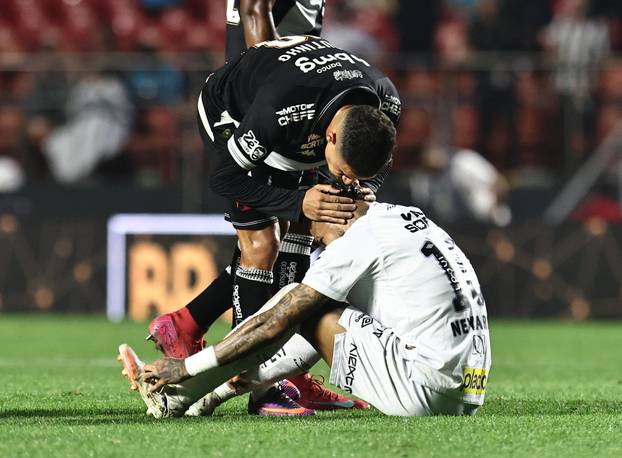 Brasileiro Championship - Santos v Vasco da Gama