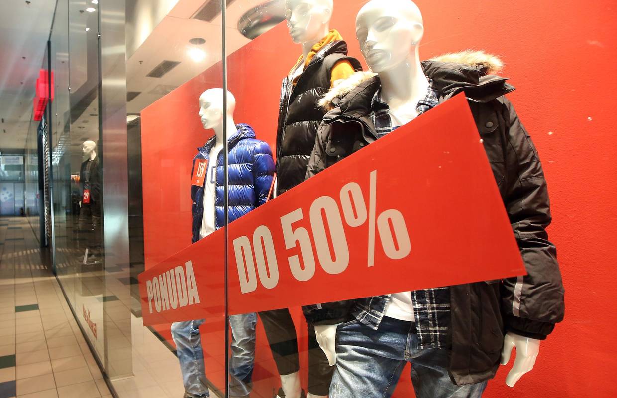 Oprez sa sniženjima: Robu s greškom ne možete reklamirati