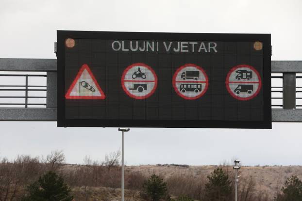 Jak vjetar otežava promet na području Kvarnera