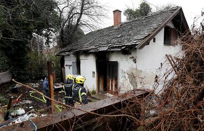 Požar kod zapadnog kolodvora: 'Našli smo čovjeka koji ne daje znakove života, pošaljite Hitnu'