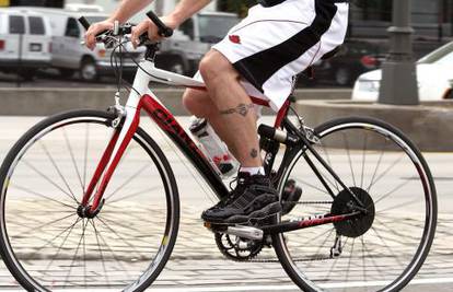 Justin Timberlake odlučio vratiti formu, vozi bicikl...