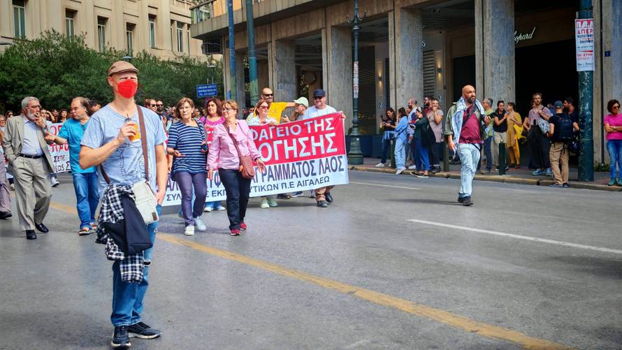 Grčki radnici ponovo štrajkaju: Željeznički promet zaustavljen, brodovi su ostali u lukama