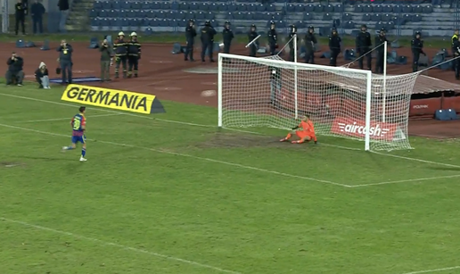 VIDEO Almena htio biti 'frajer' i panenkom zabiti za pobjedu. Golman Cibalije mu obranio šut