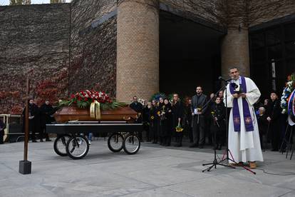 FOTO Brojni poznati došli su na pogreb Ivana Zvonimira Čička