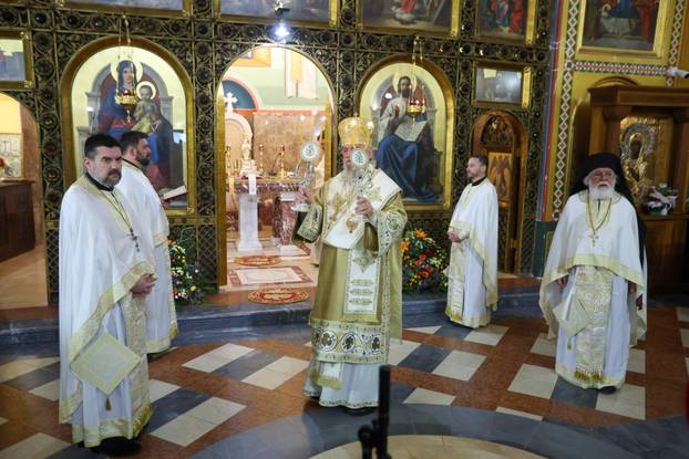 Zagreb: Pravoslavni vjernici na svetoj liturgiji u Sabornom hramu