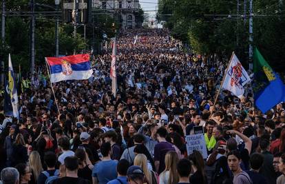 Srbija obilježava sedam mjeseci od novosadske tragedije. Prosvjedi u 32 grada