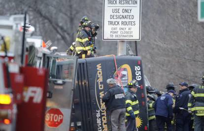 U teškoj nesreći u New Yorku poginulo najmanje 15 turista