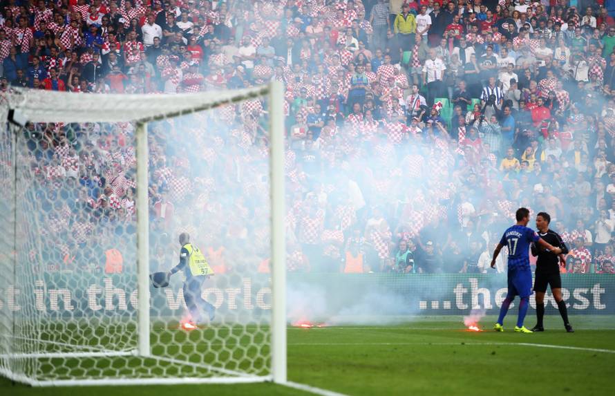 Czech Republic v Croatia - Group D: UEFA Euro 2016