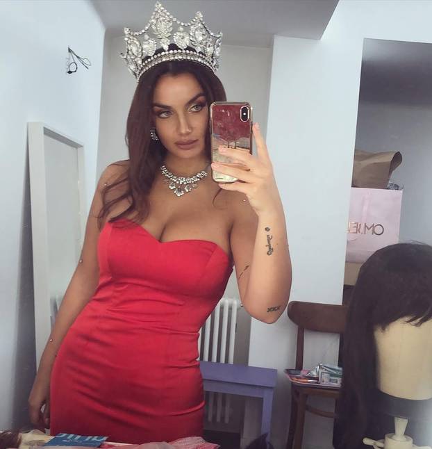 FOTO Nasljednica Lamborghini carstva želi na Eurosong: Elettra obožava  leoparde i bikinije...