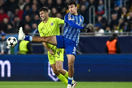 UŽIVO Slovan - Dinamo 1-2: 'Modri' vode na poluvremenu!