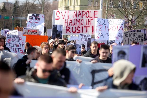 Prosvjedi u Sarajevu se nastavljaju, traži se pravda za poginulog mladića i ozlijeđene u tramvajskoj nesreći