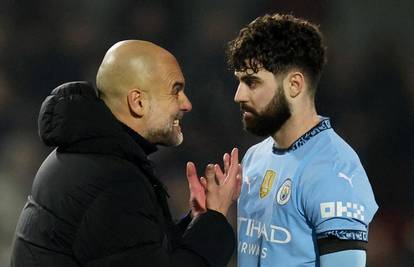Pep vratio Gvardiola na njegovu omiljenu poziciju, City odmah proigrao! 'To je opcija za dalje'